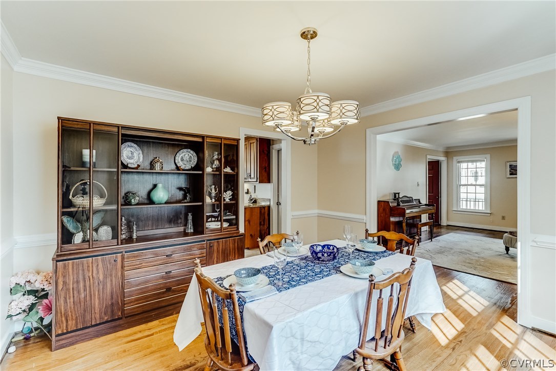 1810 Locust Hill Road Henrico, VA 23238 - Photo 10 of 41 Dining room