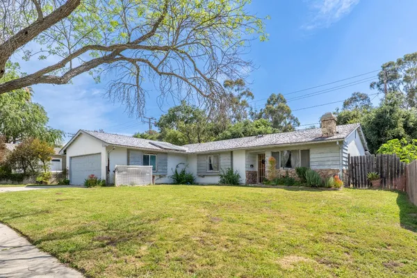$625,000 | 402 Descanso Avenue, Ojai, CA 93023