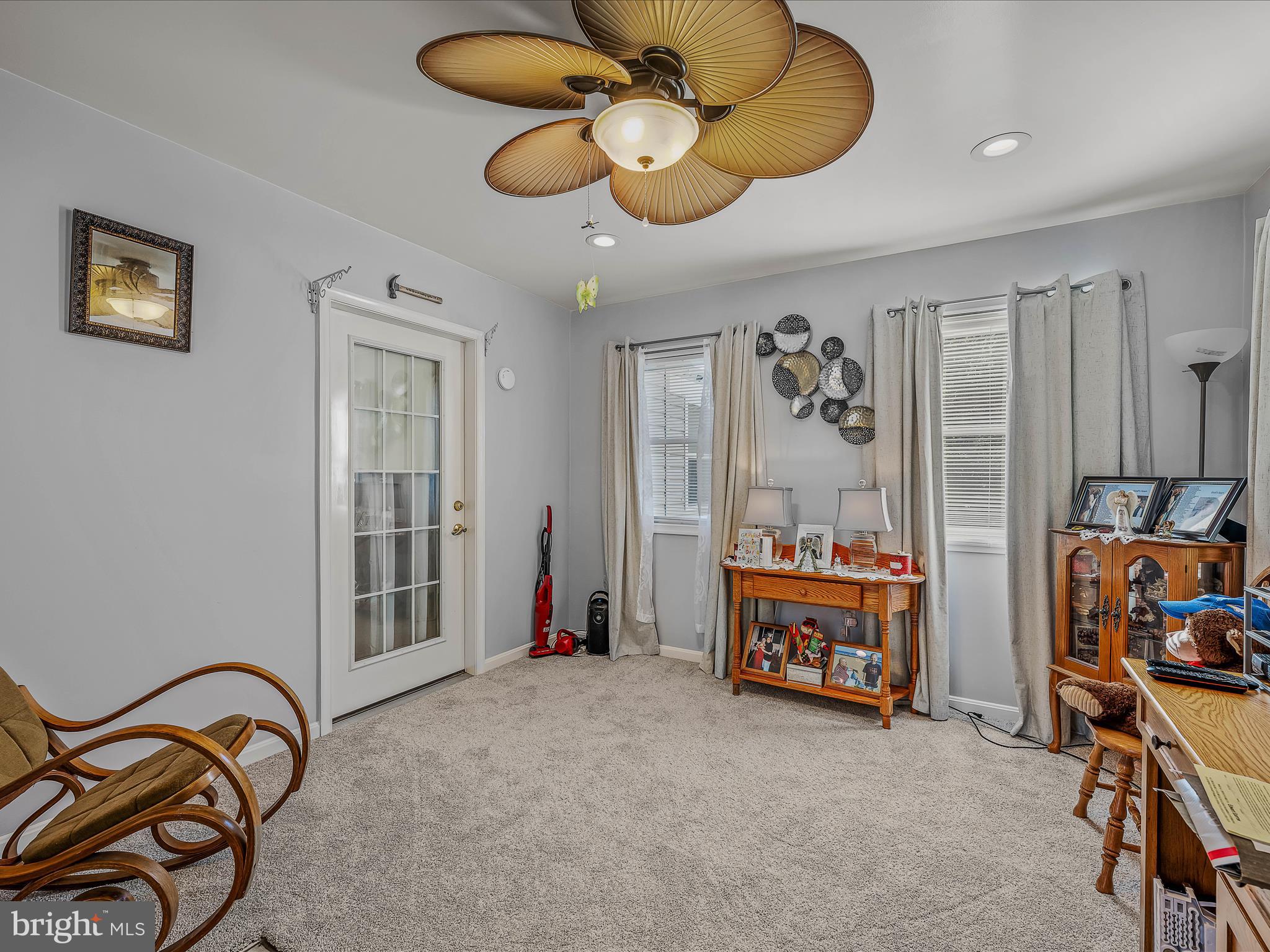 154 Brooklyn's Way Great Cacapon, WV 25422 - Photo 17 of 64 Family Room