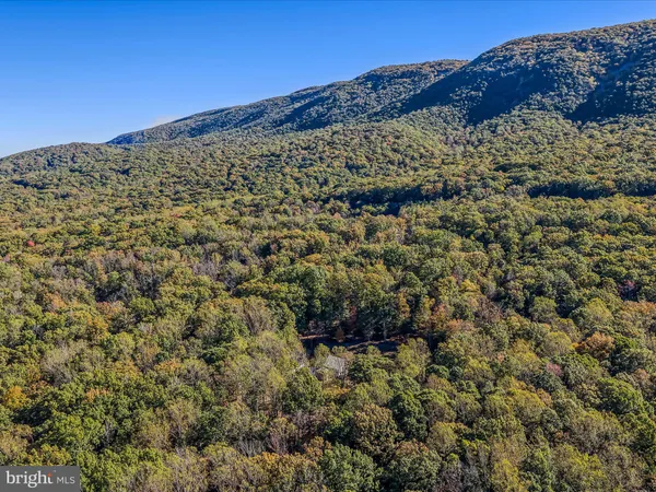 $460,000 | 154 Brooklyn's Way, Great Cacapon, WV 25422