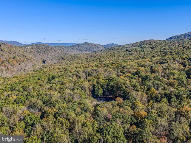 $465,000 | 154 Brooklyn's Way, Great Cacapon, WV 25422