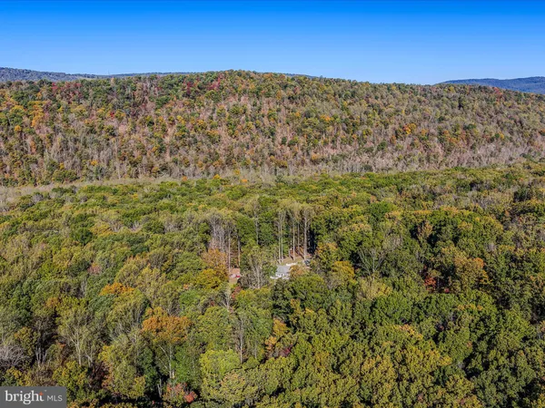 $460,000 | 154 Brooklyn's Way, Great Cacapon, WV 25422