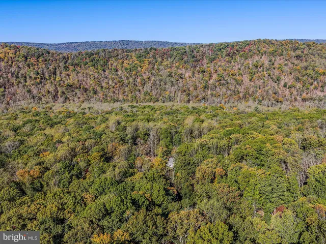 $465,000 | 154 Brooklyn's Way, Great Cacapon, WV 25422