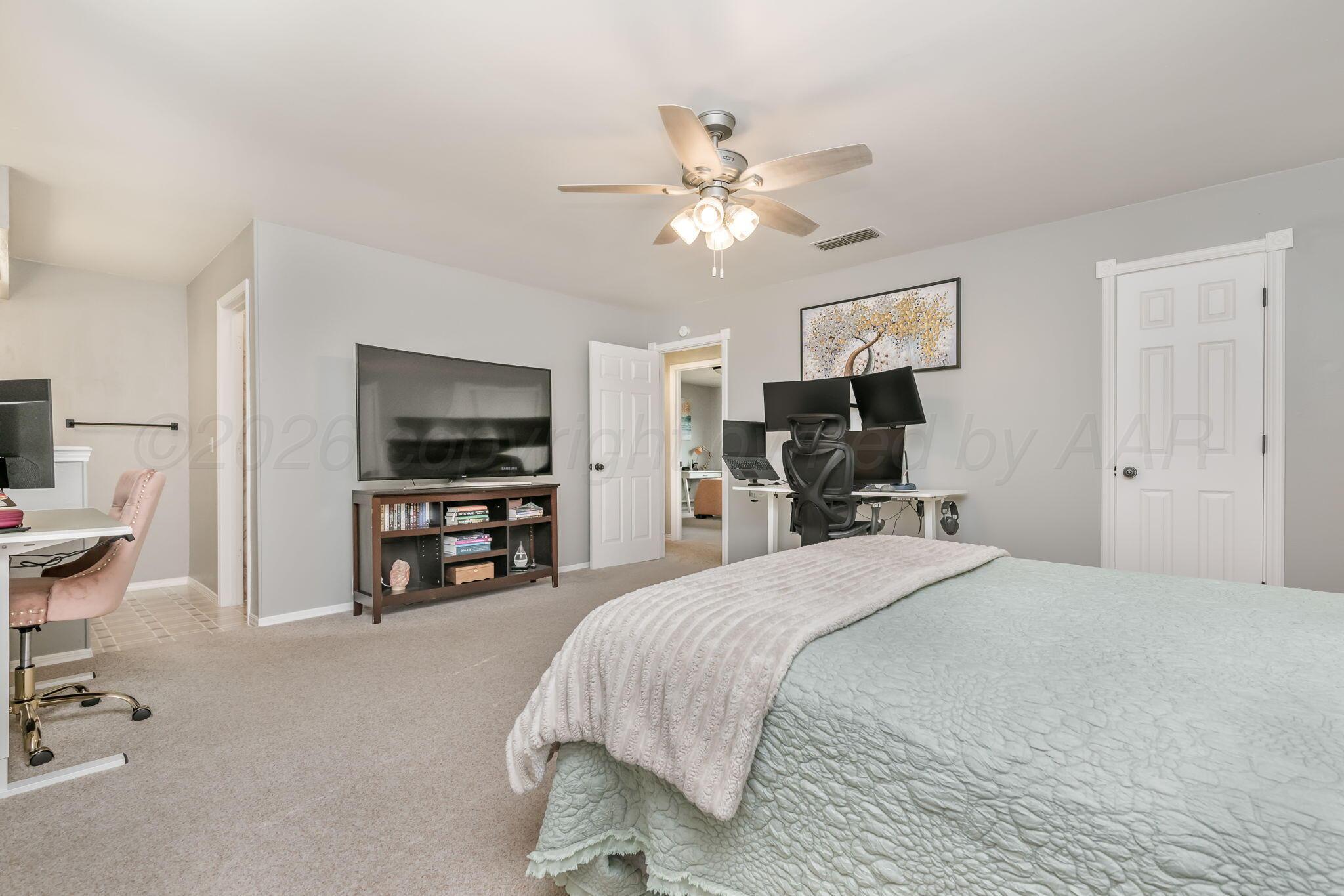 5106 Azalea Avenue Amarillo, TX 79110 - Photo 15 of 20 Primary Bedroom