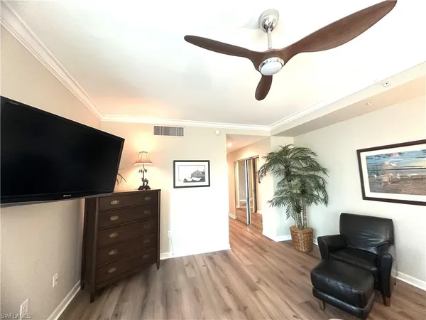 $13,000 | 325 Dunes Boulevard, Unit 306, Naples, FL 34110