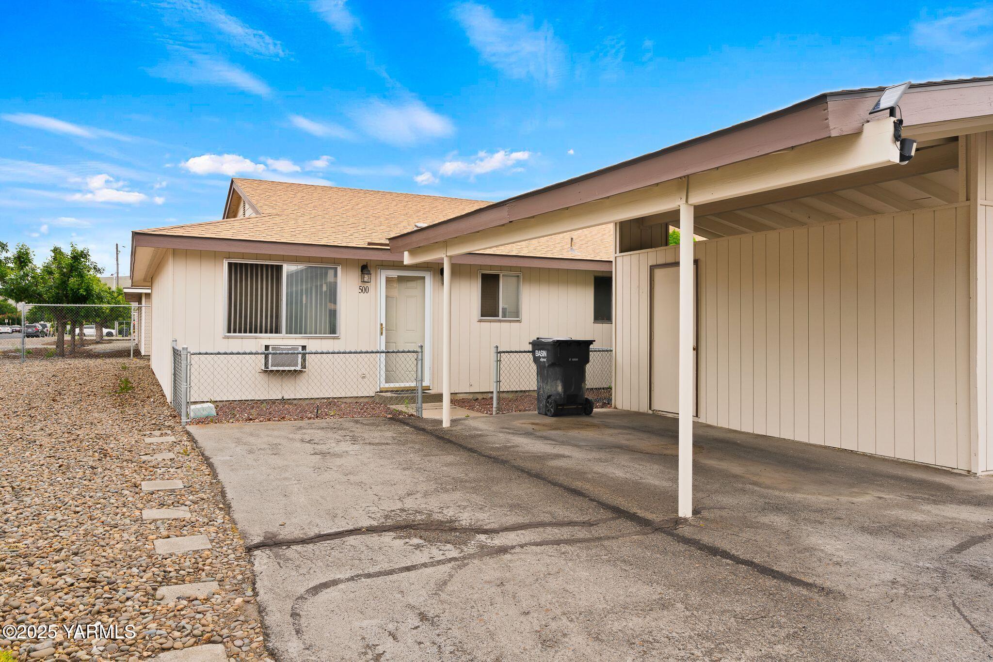 500 Richards Road Union Gap, WA 98903 - Photo 1 of 12 Main Front