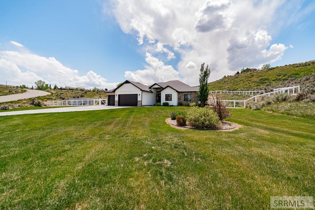 6330 Middle Fork Road Idaho Falls, ID 83406 - Photo 4 of 63