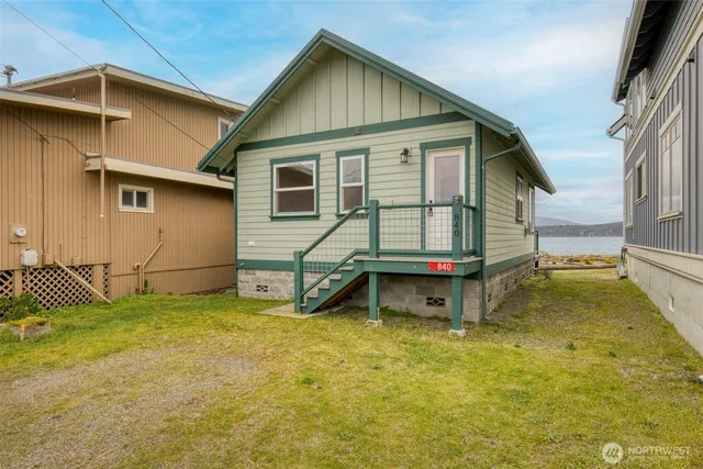 $798,500 | 840 Beckett Point Road, Port Townsend, WA 98368