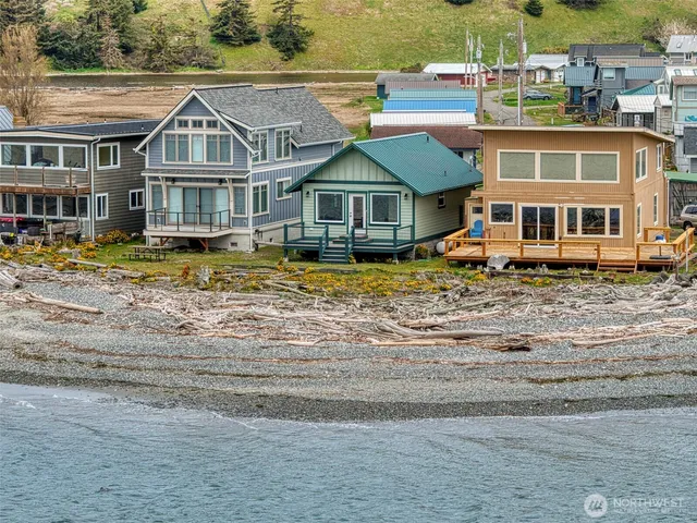 $798,500 | 840 Beckett Point Road, Port Townsend, WA 98368