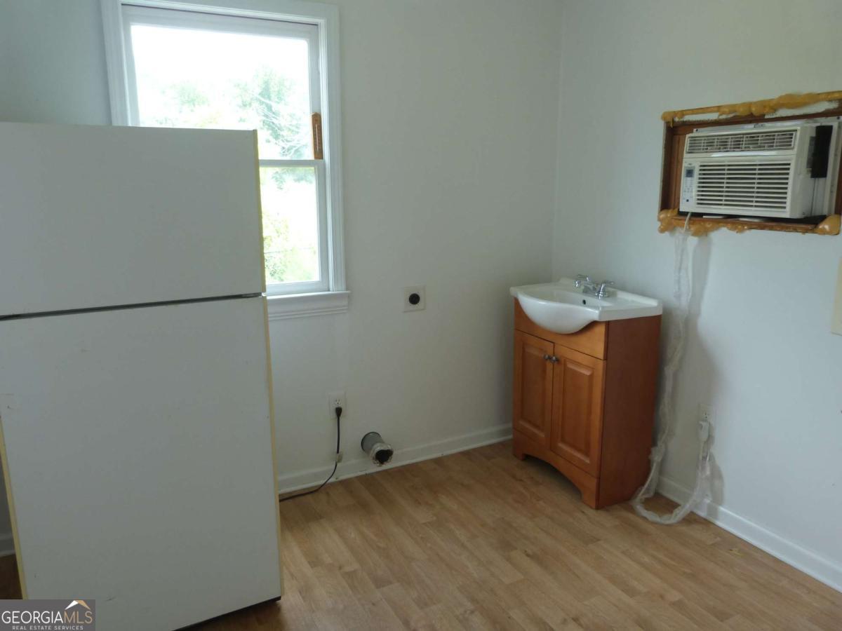 929 Nicholsville Road Monroe, GA 30656 - Photo 16 of 59