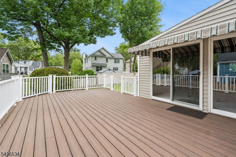 106 Salter Street Springfield, NJ 07081 - Photo 2 of 25