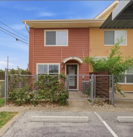 $2,250 | 1101 Grove Boulevard, Unit 201, Austin, TX 78741