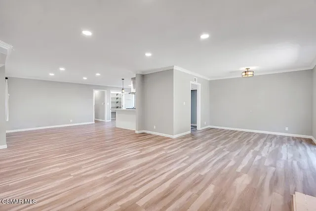 $899,900 | 896 Moffatt Circle, Simi Valley, CA 93065