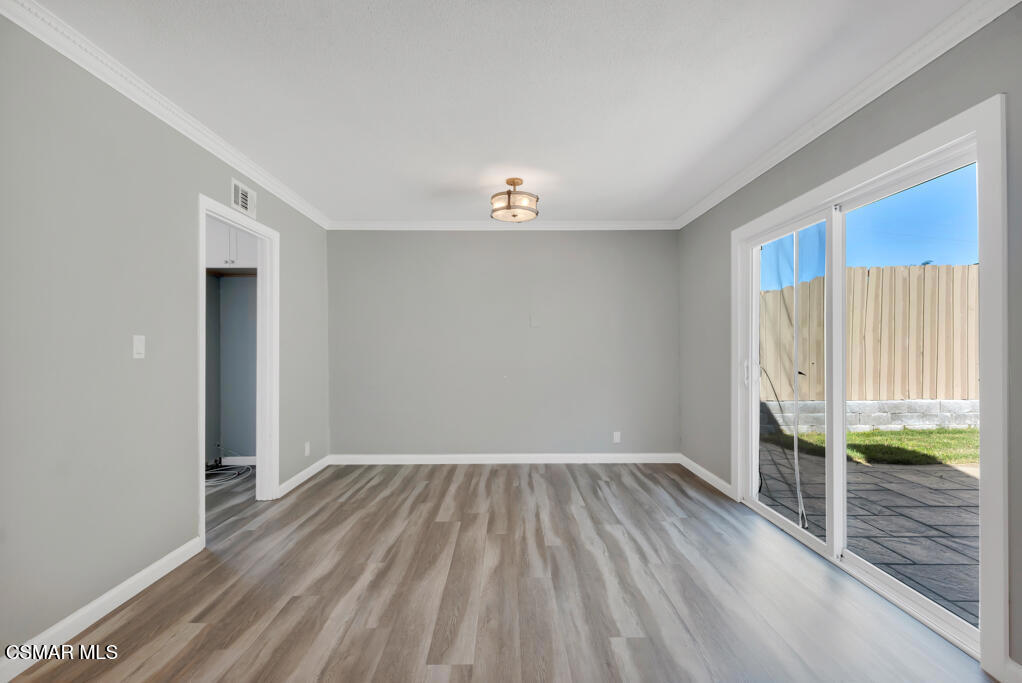 896 Moffatt Circle Simi Valley, CA 93065 - Photo 15 of 50