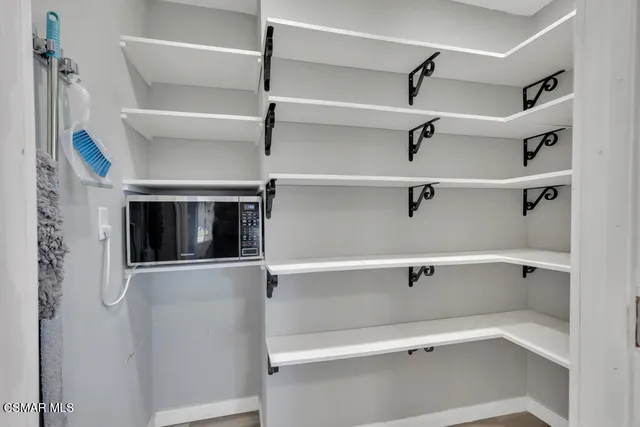 $899,900 | 896 Moffatt Circle, Simi Valley, CA 93065