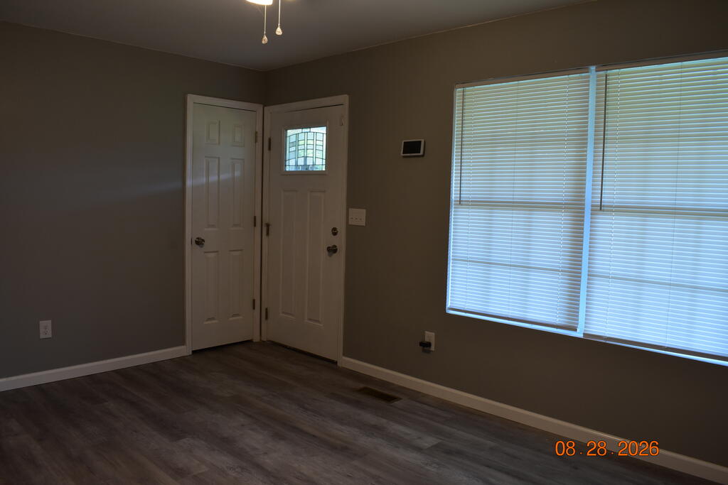 171 Farrar Road Cohutta, GA 30710 - Photo 12 of 24 Livingroom