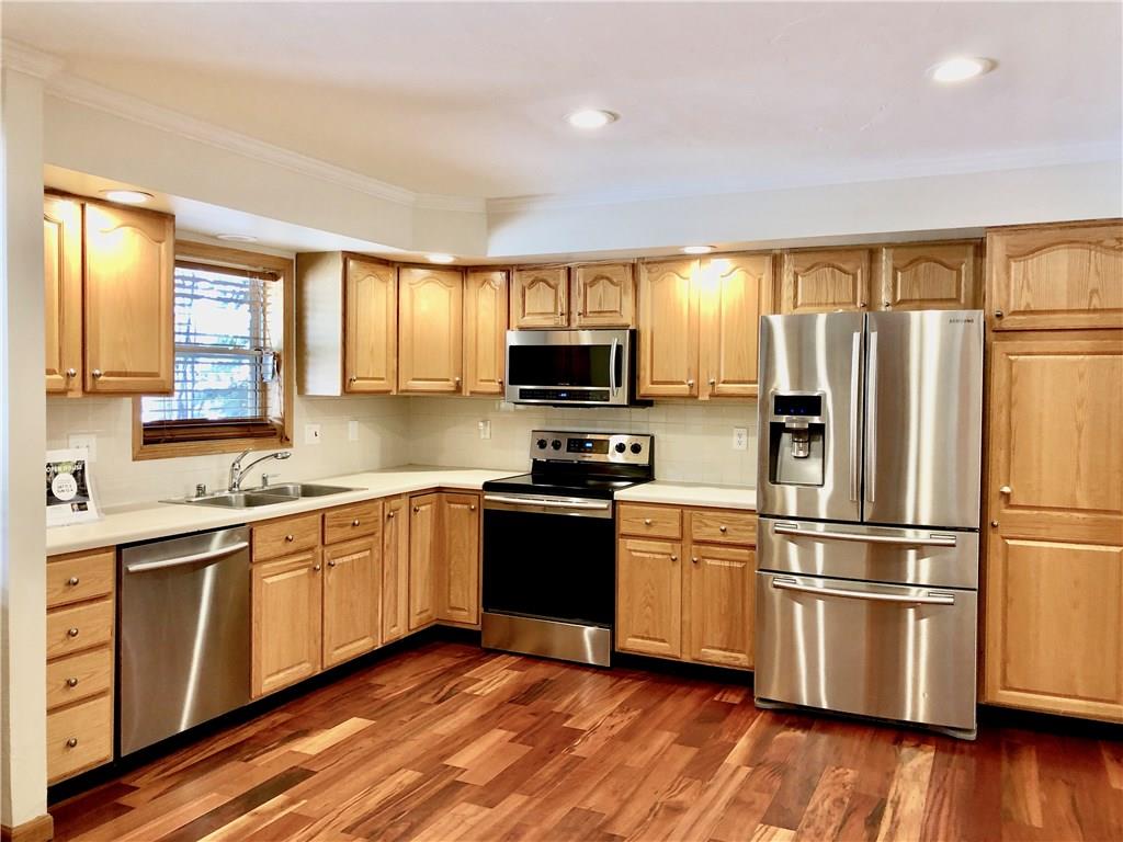 227 Huron Road, Unit 227 Breckenridge, CO 80424 - Photo 2 of 14 Gallery Image 2