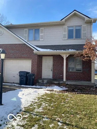 $1,450 | 1120 Timber Creek Lane, Greenwood, IN 46142