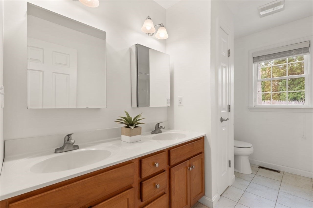 39 Brewster Road, Unit 39 Stoughton, MA 02072 - Photo 19 of 37