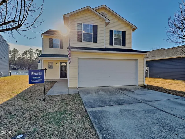 a view of house and outdoor space