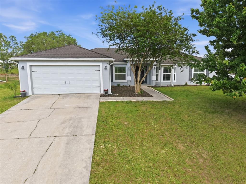 15396 Fleetwood Road Weeki Wachee, FL 34614 - Photo 51 of 66 a house view with a outdoor space