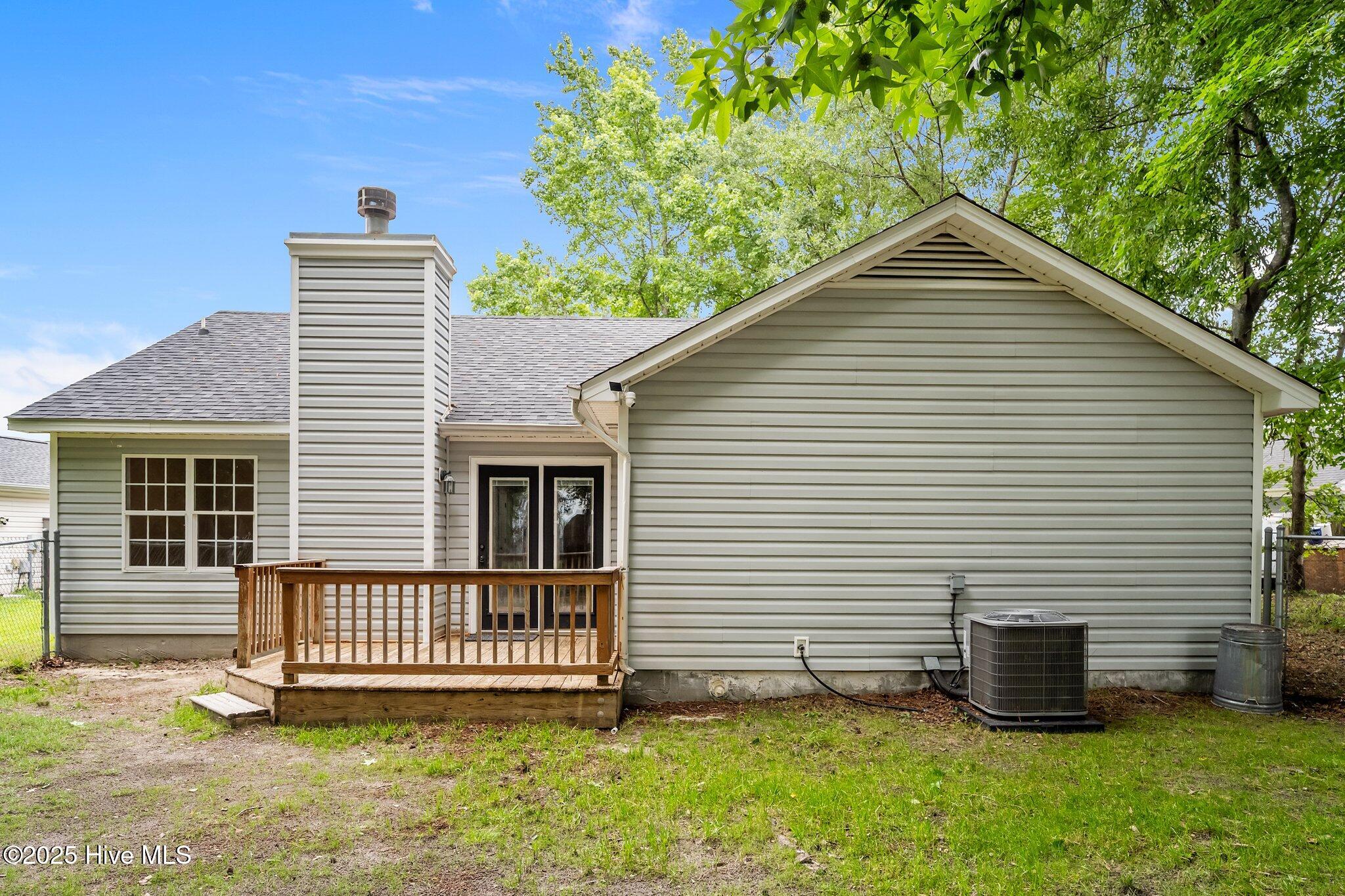 207 Winter Road Jacksonville, NC 28540 - Photo 39 of 45 3-web-or-mls-09
