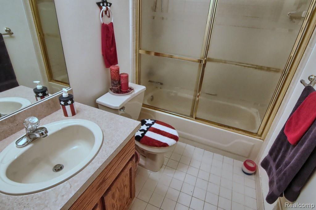 13014 Excalibur Lane Romeo, MI 48065 - Photo 25 of 30 25.jpg