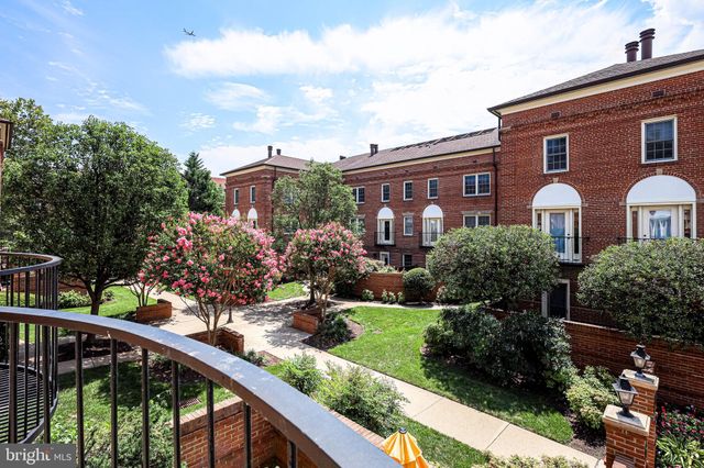$350,000 | 1211 North Pitt Street, Unit 2A, Alexandria, VA 22314