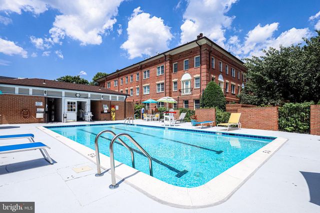 $350,000 | 1211 North Pitt Street, Unit 2A, Alexandria, VA 22314