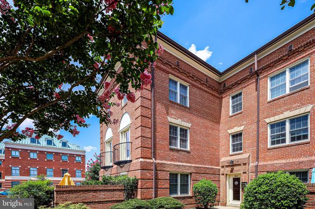 $350,000 | 1211 North Pitt Street, Unit 2A, Alexandria, VA 22314