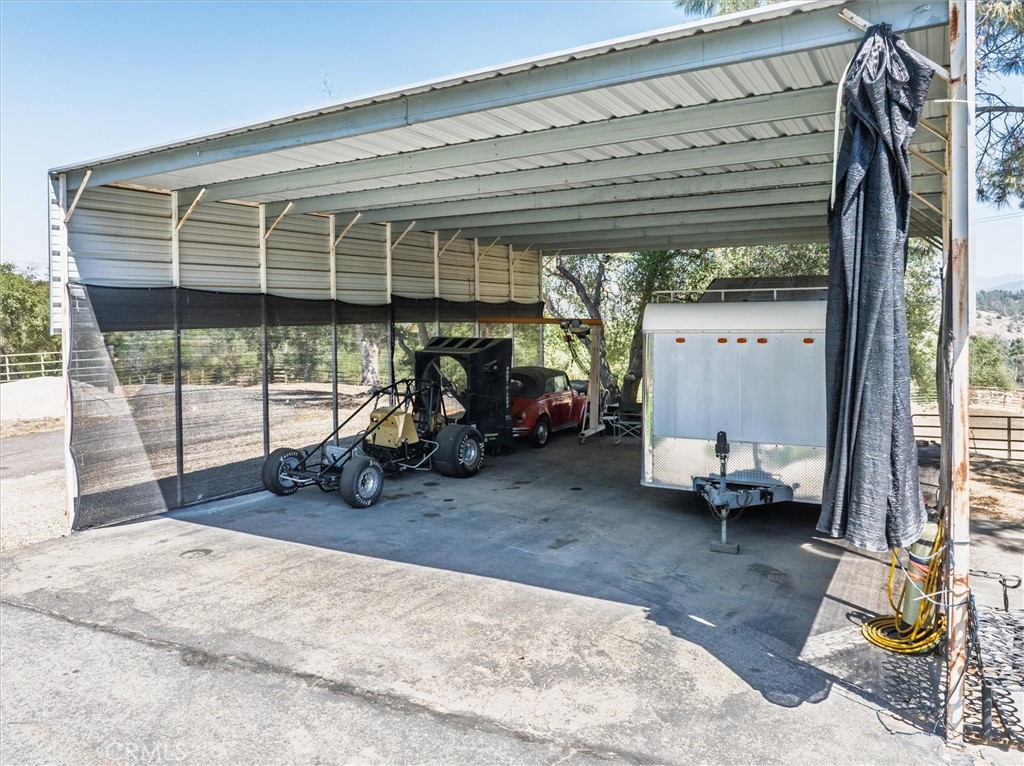 36515 Wells Road Coarsegold, CA 93614 - Photo 17 of 52