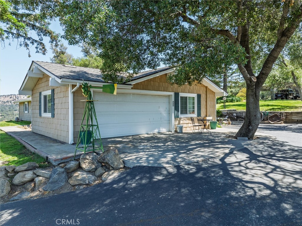 36515 Wells Road Coarsegold, CA 93614 - Photo 21 of 52