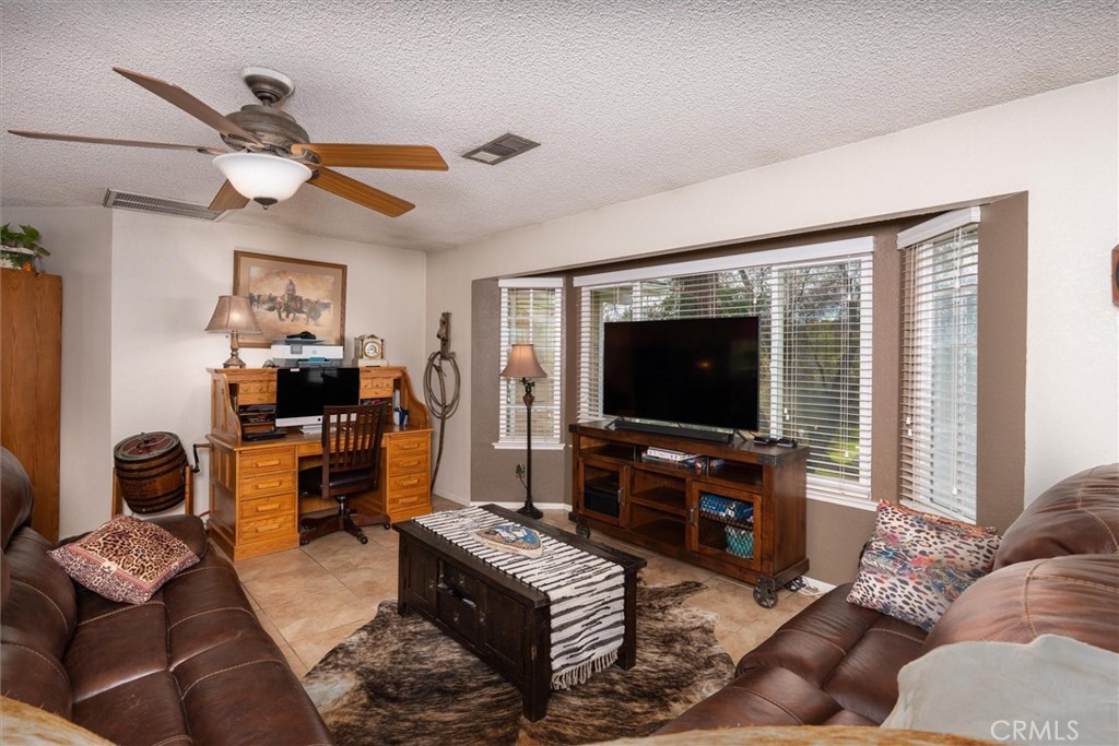 36515 Wells Road Coarsegold, CA 93614 - Photo 25 of 52