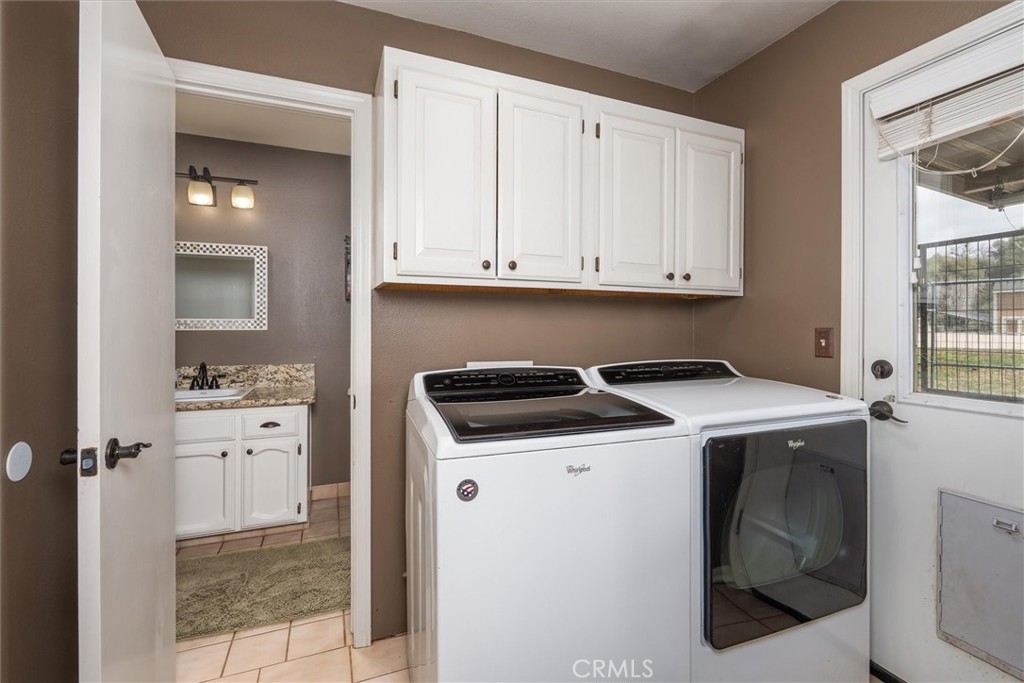 36515 Wells Road Coarsegold, CA 93614 - Photo 30 of 52