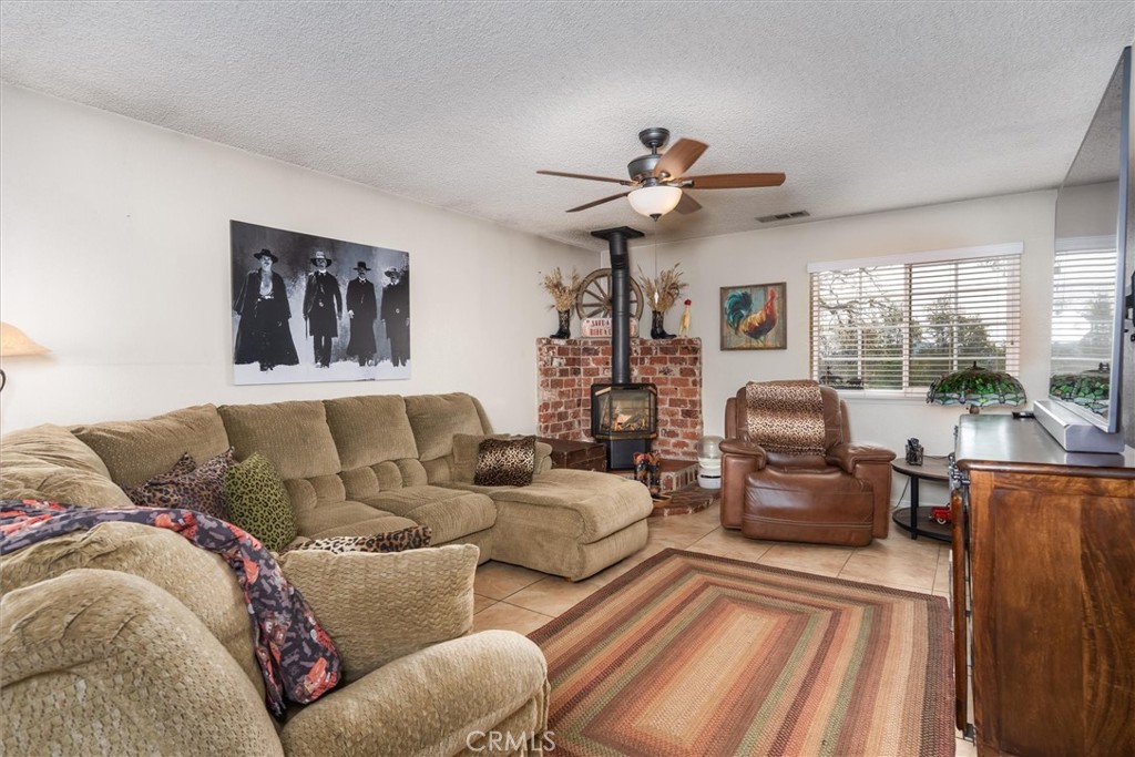 36515 Wells Road Coarsegold, CA 93614 - Photo 33 of 52