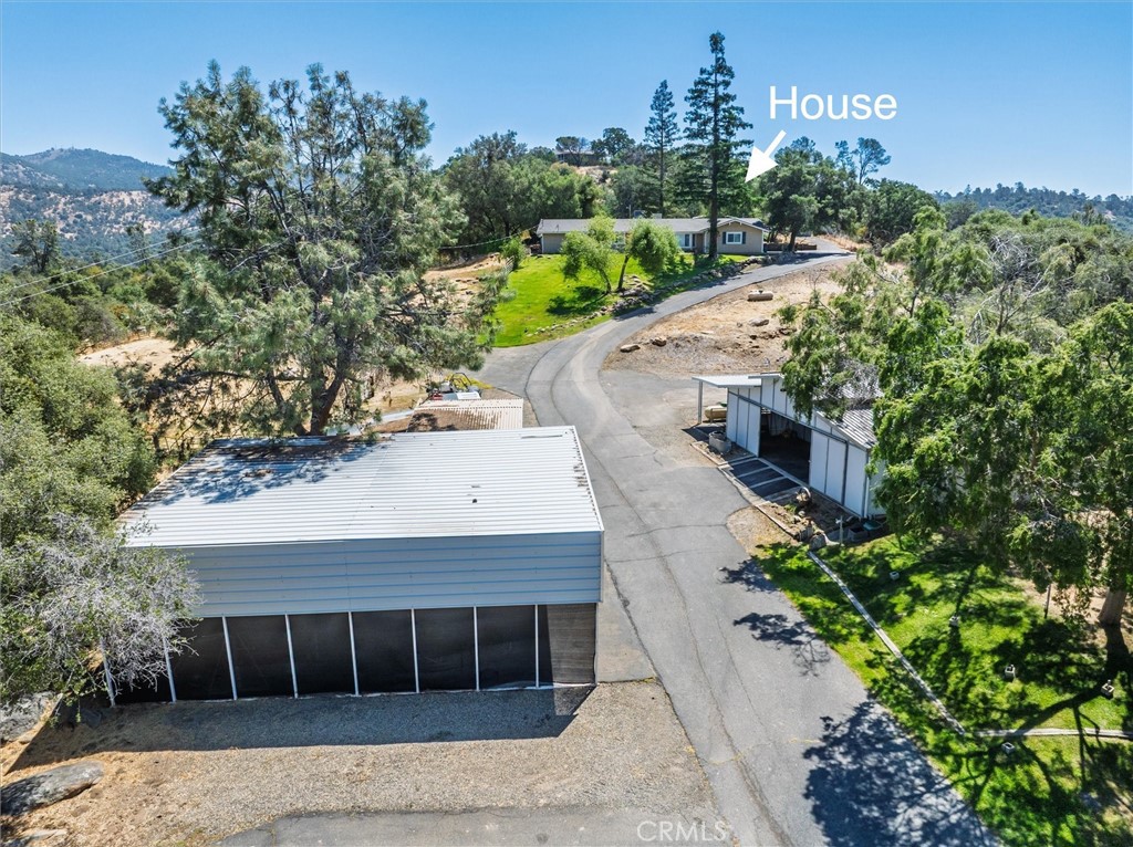 36515 Wells Road Coarsegold, CA 93614 - Photo 5 of 52