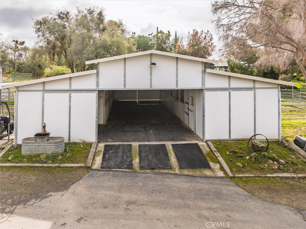 36515 Wells Road Coarsegold, CA 93614 - Photo 10 of 52