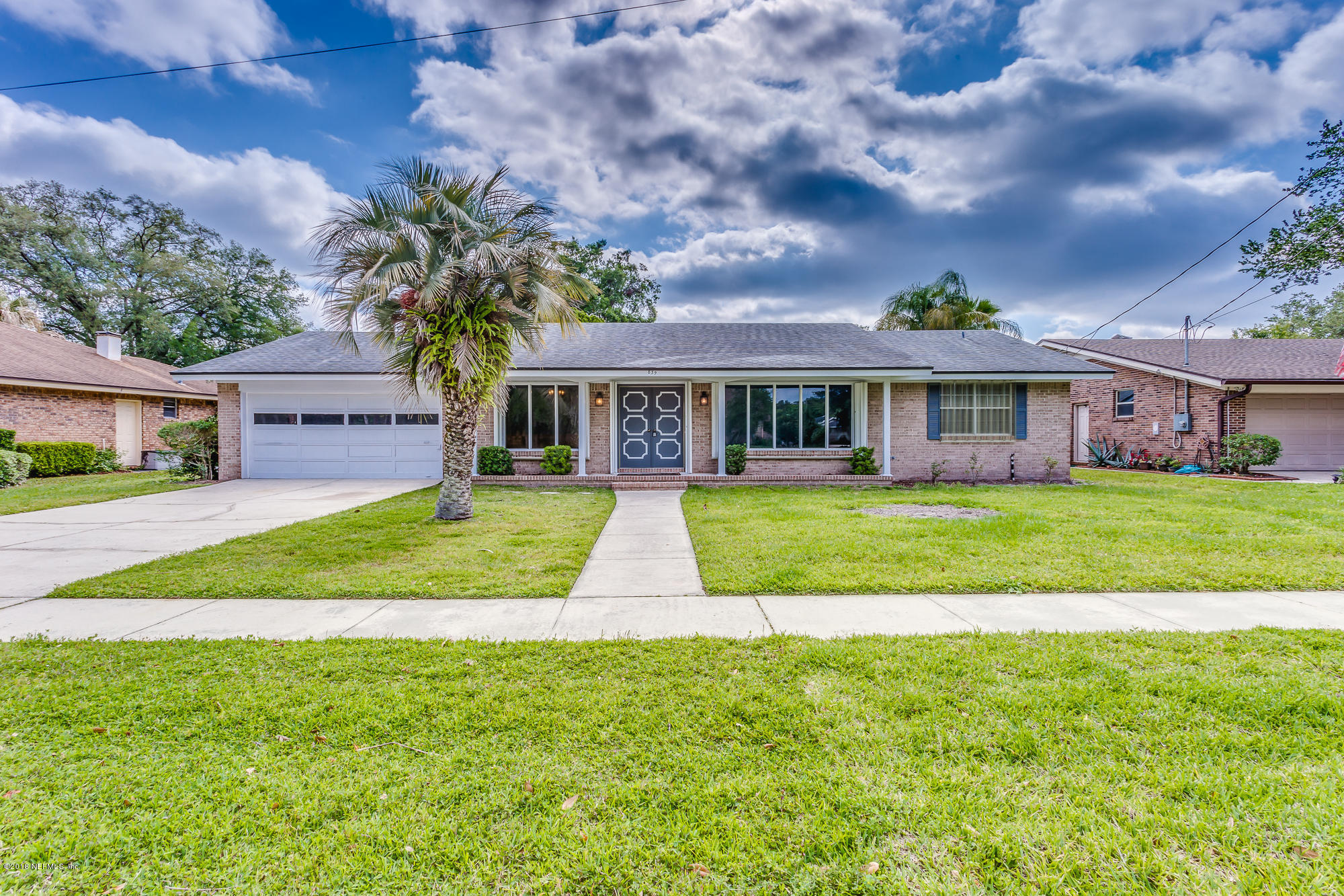 839 Mandalay Road Jacksonville, FL 32216 - Photo 1 of 31 Front