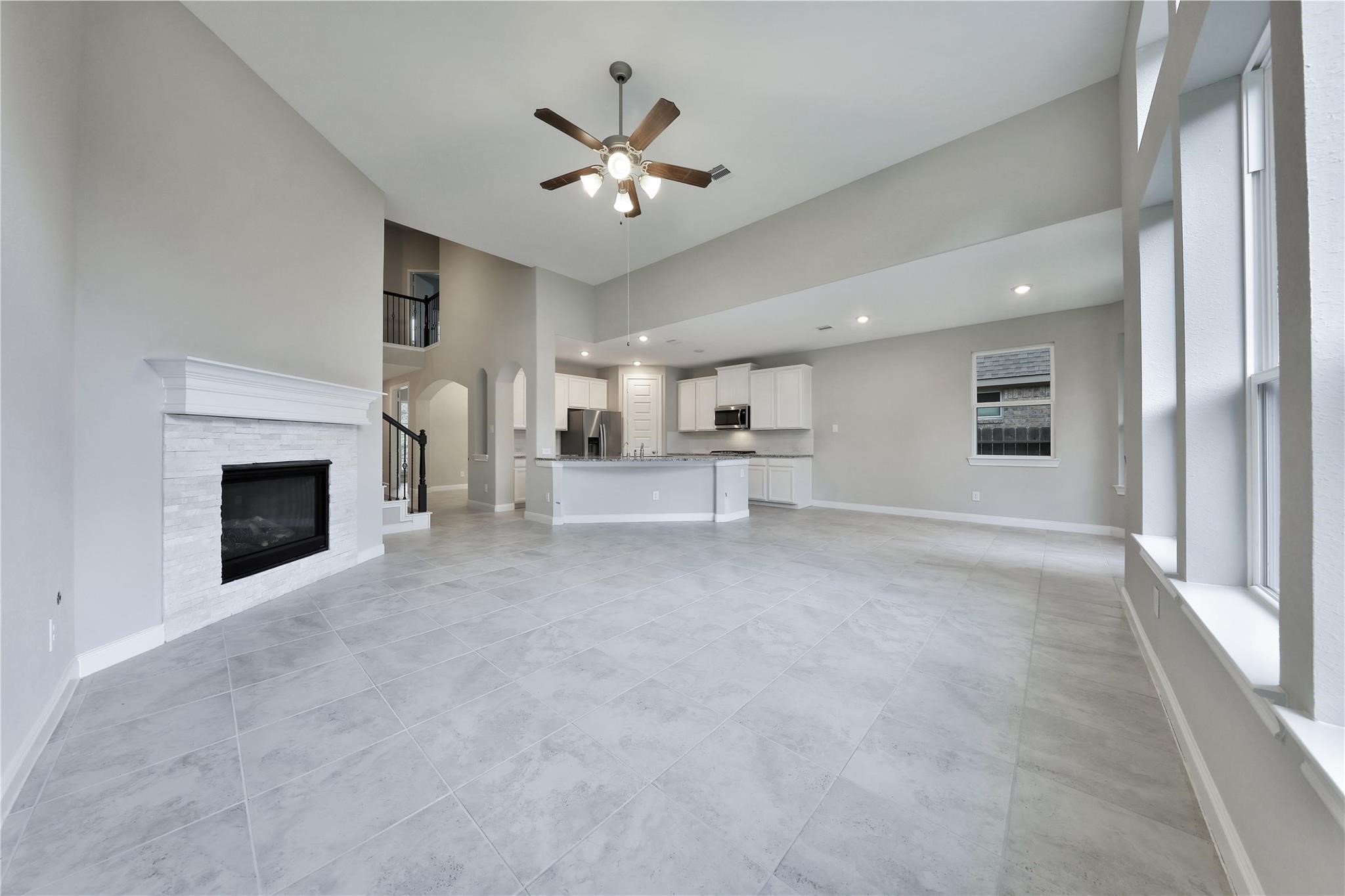 22006 Meandering Springs Drive Spring, TX 77389 - Photo 9 of 35