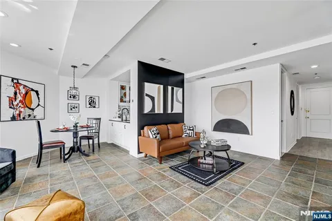 $725,000 | 600 Harbor Boulevard, Unit 926, Weehawken, NJ 07086