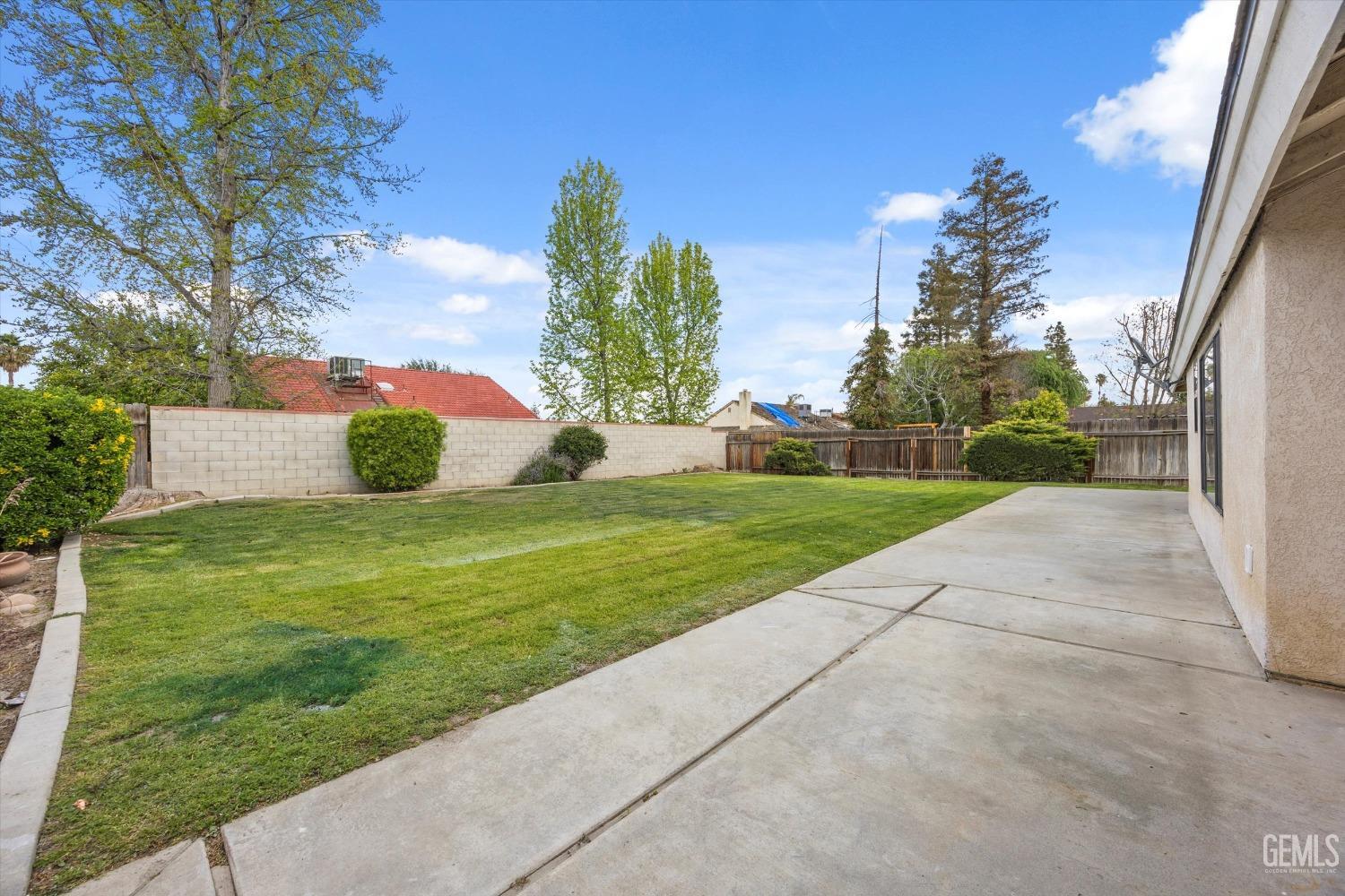 Undisclosed Address Bakersfield, CA 93311 - Photo 26 of 32