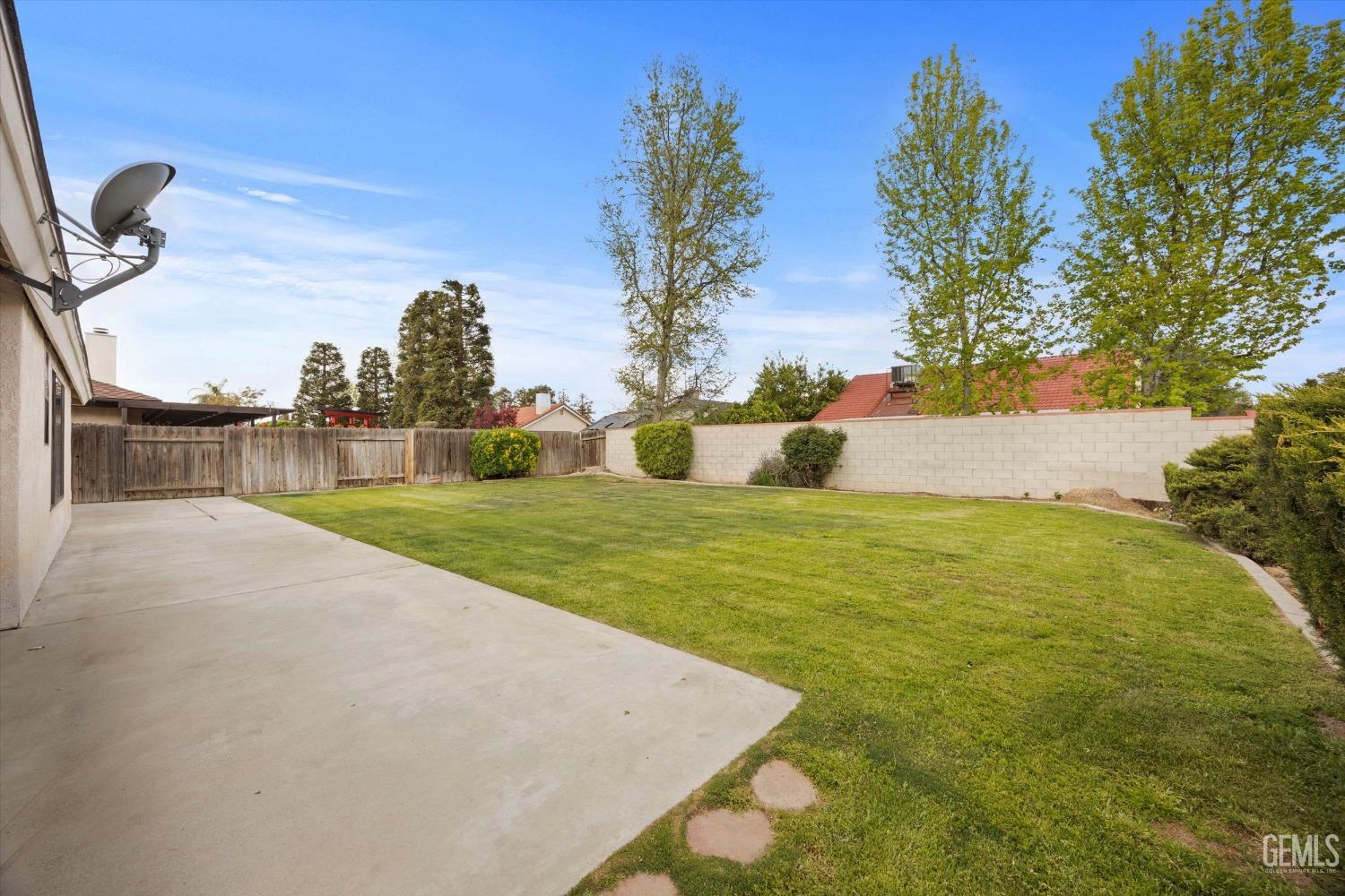 Undisclosed Address Bakersfield, CA 93311 - Photo 27 of 32