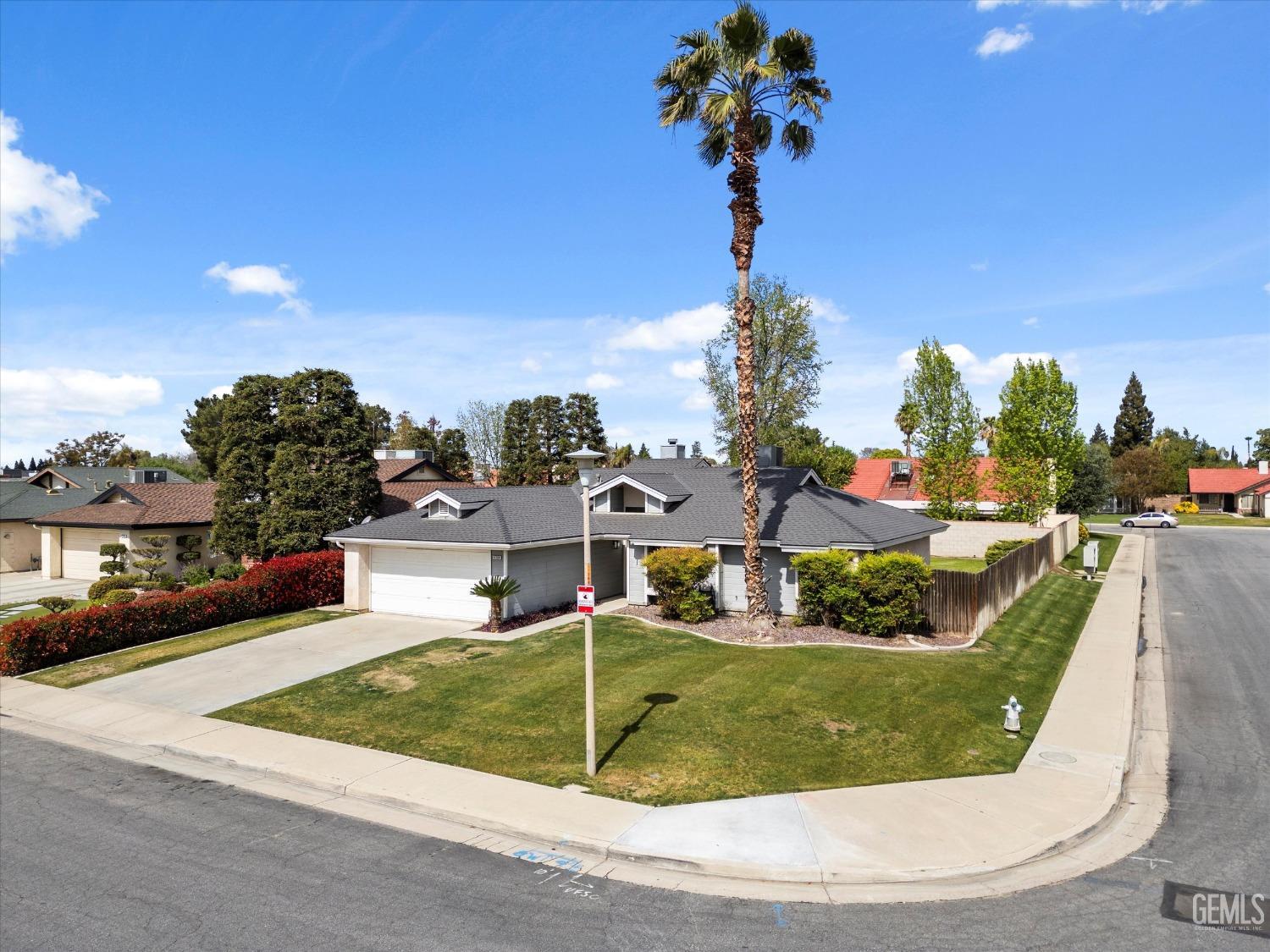 Undisclosed Address Bakersfield, CA 93311 - Photo 30 of 32