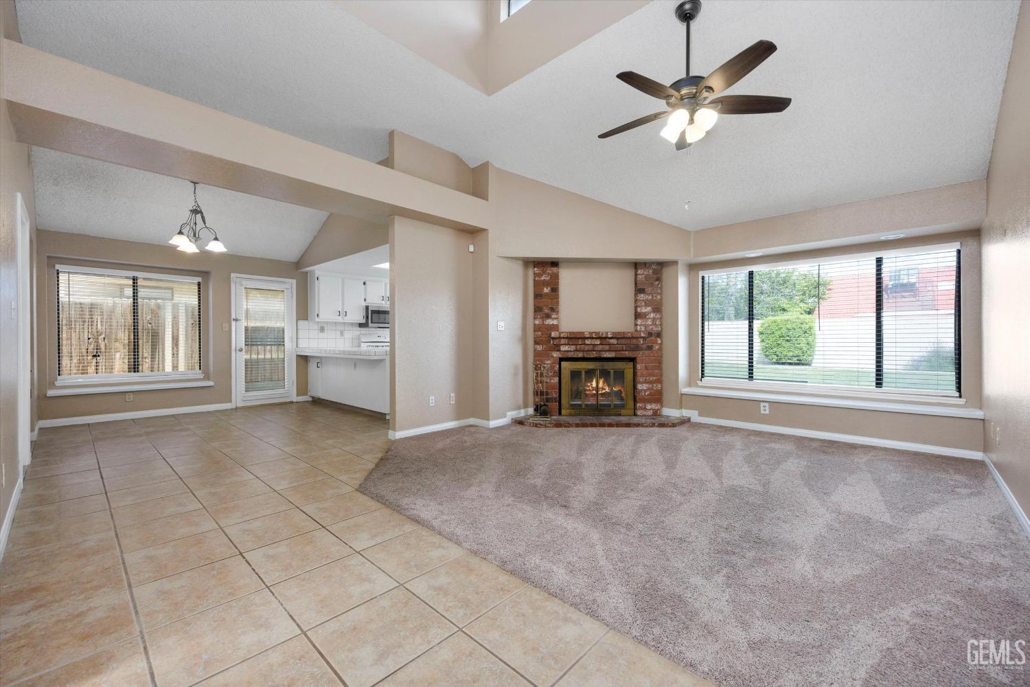 Undisclosed Address Bakersfield, CA 93311 - Photo 6 of 32