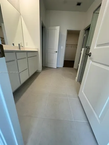 a view of utility room