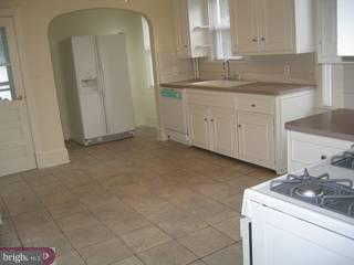 1819 Pennington Road Ewing, NJ 08618 - Photo 4 of 6