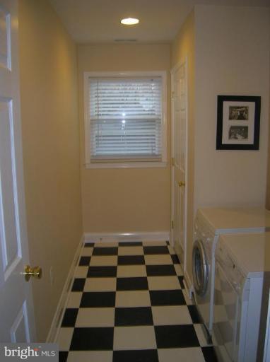 4 Dungarrie Road Catonsville, MD 21228 - Photo 4 of 10 Laundry Room
