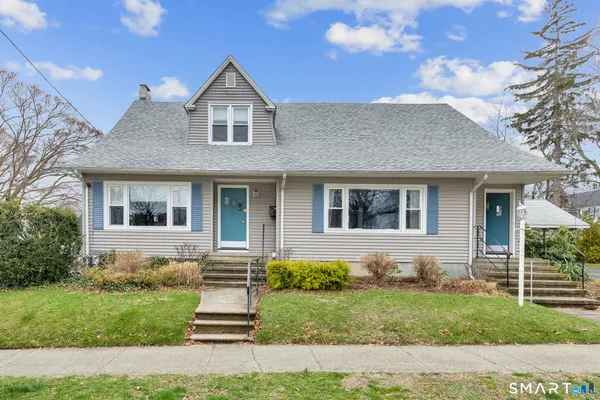 $699,900 | 21 Rivercliff Drive, Milford, CT 06460