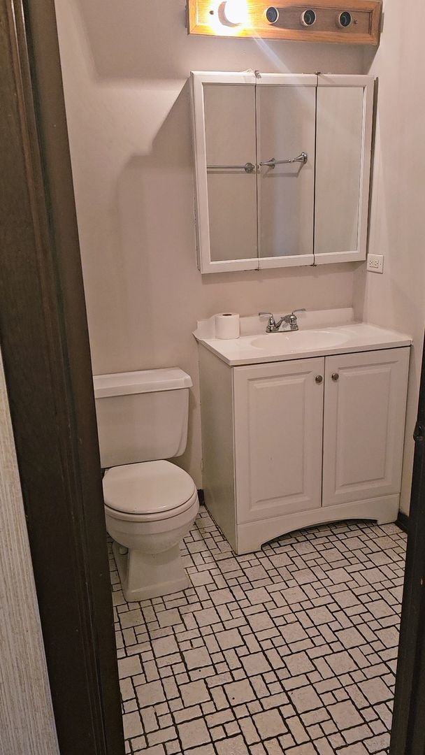 1881 Michigan City Road, Unit 3E Calumet City, IL 60409 - Photo 6 of 12