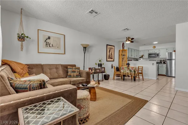 $1,600 | 2136 Bavington Drive, Unit A, Las Vegas, NV 89108